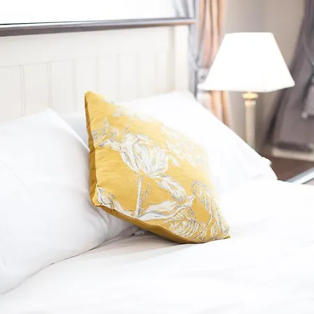 Bed and breakfast Millmasters House At The Riverbank Restaurant Dromahair