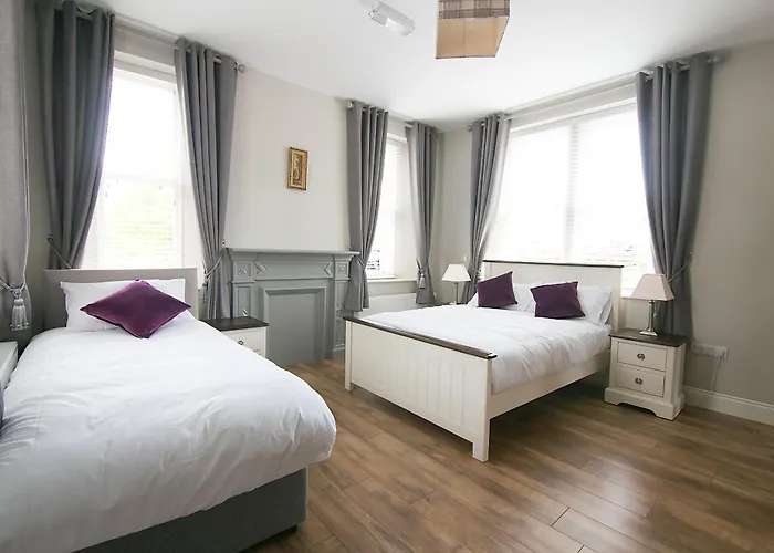 Bed & Breakfast Millmasters House At The Riverbank Restaurant